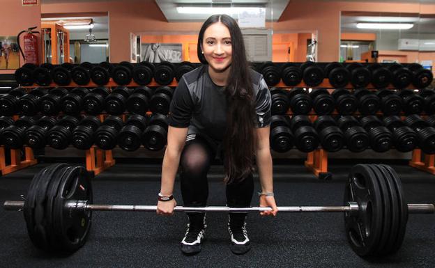 Isabel Sanz Agueda mejor powerlifter mujer